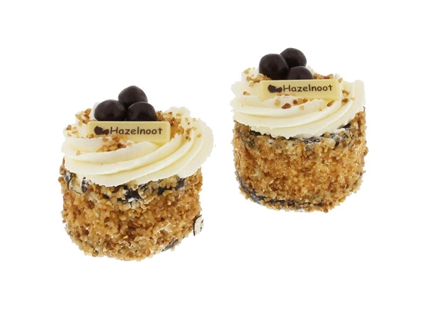 Hazelnoot progress slagroom gebakje